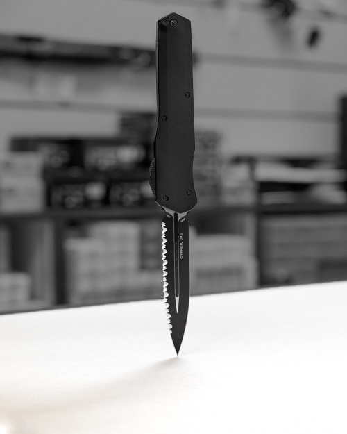 Palm Beach Automatic Microtech Knife For Sale